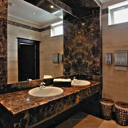 Hotel The Mill / Melnicata