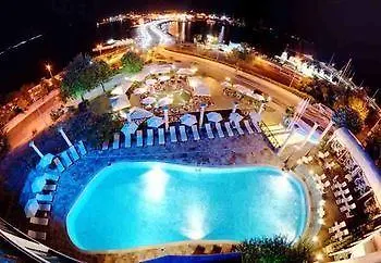 The Mill / Melnicata Hotel